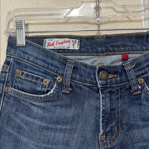 Red Engine Bonfire Women's Dark Blue Straight Leg Jeans. Very Good Condition.